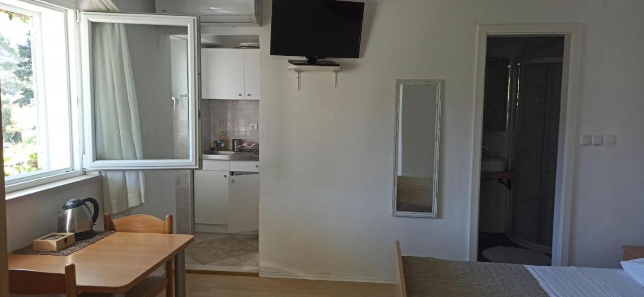 Apartments & Rooms Jokovic Mlini Bagian luar foto